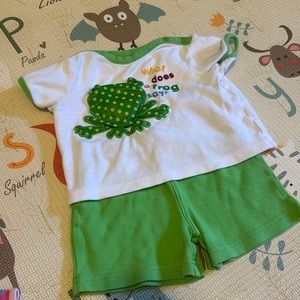 Frog outfit